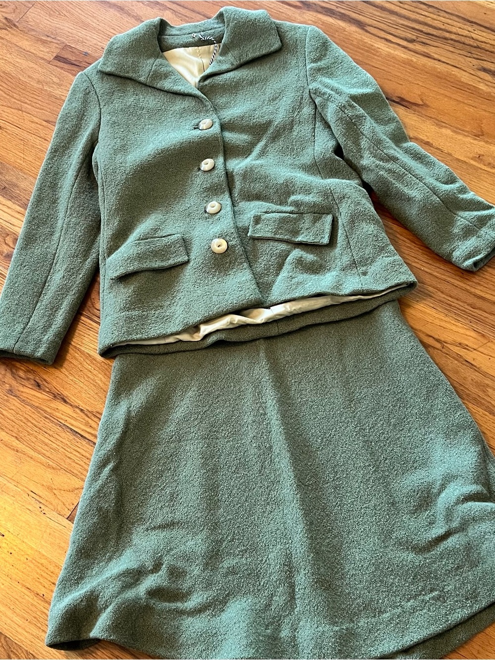 Vintage Sage Green Two-Piece Skirt Set